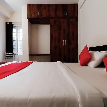 Super Gn Collection O Near Rajajinagar Industrial Estate Hotel Bangalore Bagian luar foto